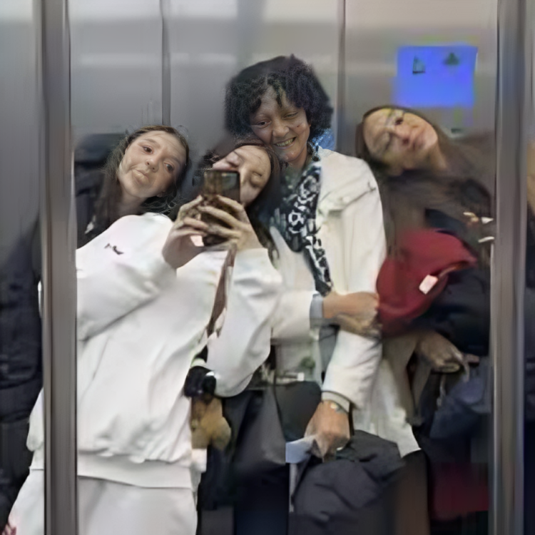 Lucy Markovic with her friends. 